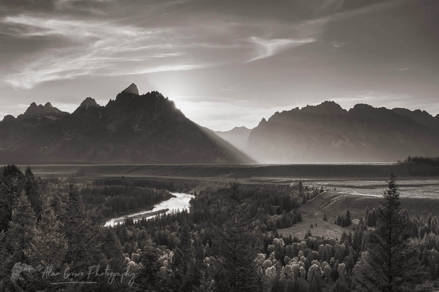 Setting sun at Snake River Overlook Grant Teton National Park Wyoming #67657bw