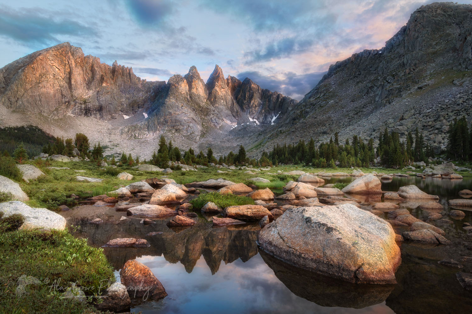 Shadow Lake and view of the backside of Cirque of the Towers. Bridger Wilderness. Wind River Range, Wyoming #78112or