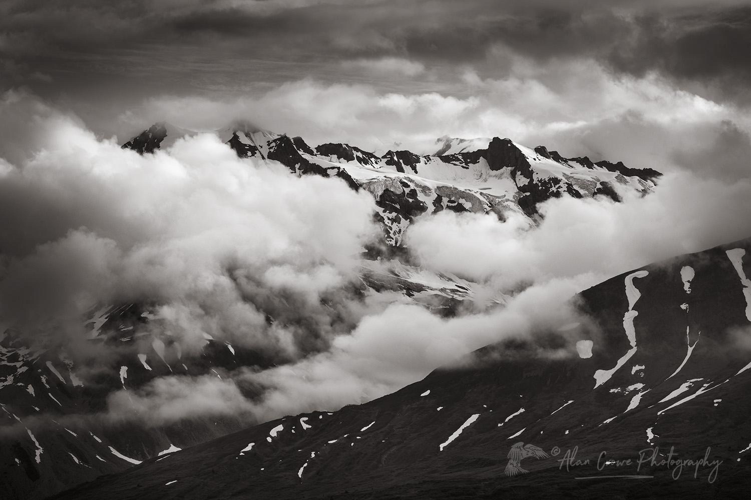 Alsek Range, the southeastern-most subdivision of the Saint Elias Mountains. Tatshenshini-Alsek Park, British Columbia #86837bw